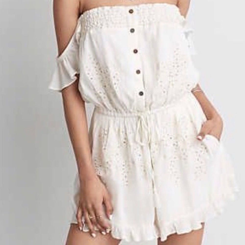 AE Off-The-Shoulder Romper